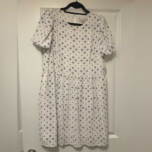 Loft dress - white with black/gold